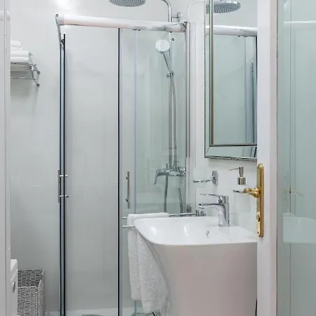 Daire Old Town Next To The 2 *