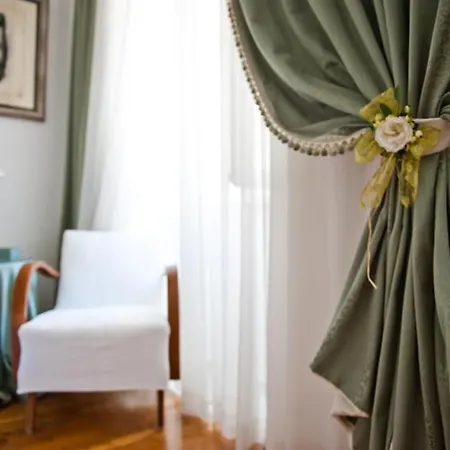 Old Town Next To The 2 アパート ドゥブロブニク